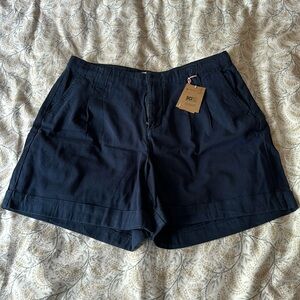 Boden 6-in inseam shorts, NWT, Size 10